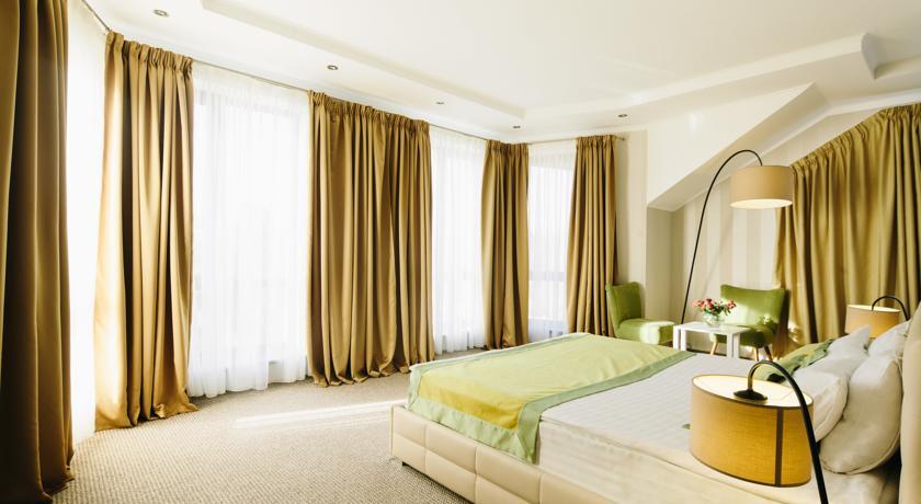 Otte Hotel Mirhorod Cameră foto